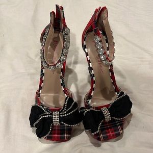Betsey Johnson Plaid Heals (size 7.5)